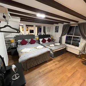 Helin's United Kingdom